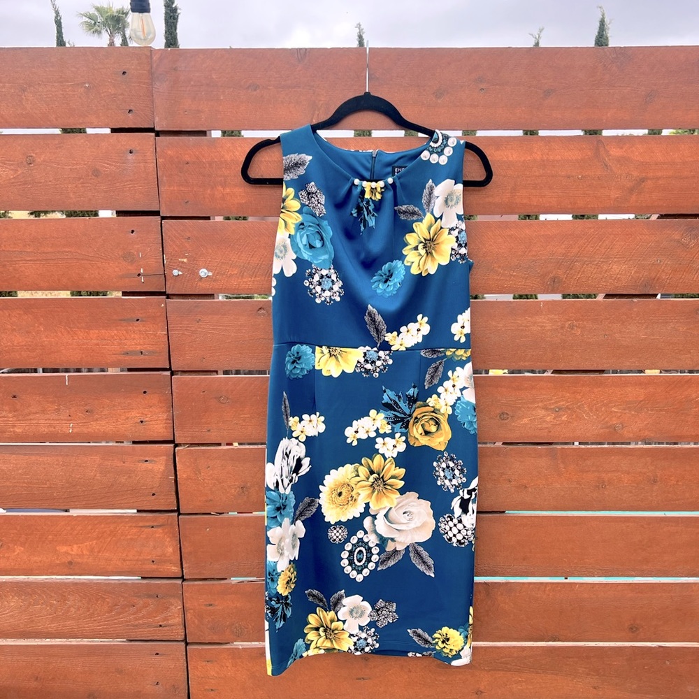 Beautiful & classy turquoise floral dress. Size 12.